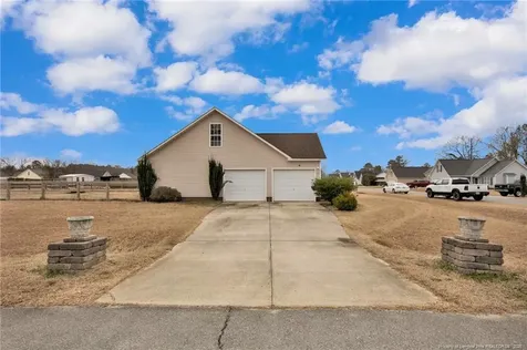 160 Moorea Drive Raeford NC 28376