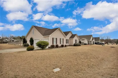 160 Moorea Drive Raeford NC 28376