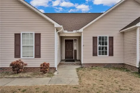 160 Moorea Drive Raeford NC 28376