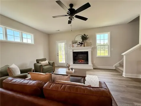 253 Crowville Street Raeford NC 28376
