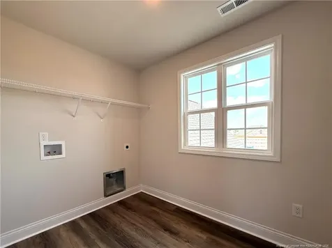 253 Crowville Street Raeford NC 28376