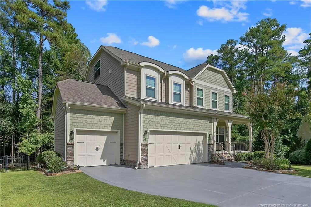 16 Spring Pond Lane Spring Lake NC 28390