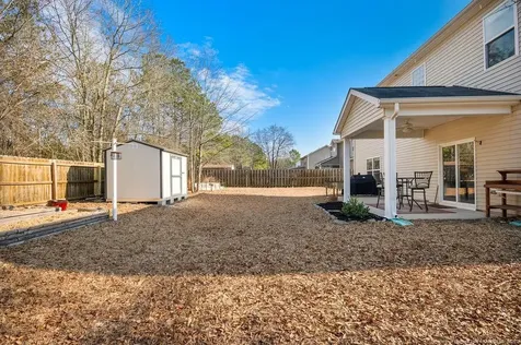 1453 Dulles Road Hope Mills NC 28348