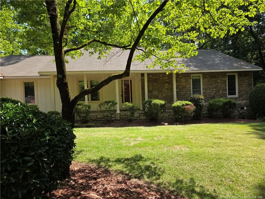 678 Loblolly Drive Vass NC 28394