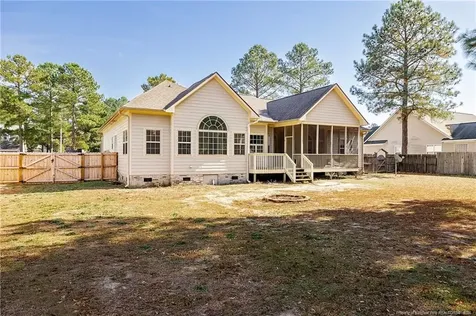 6209 Castlebrooke Lane Linden NC 28356