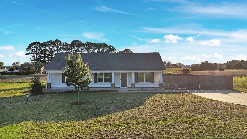 140 Denning Farm Lane Benson NC 27504
