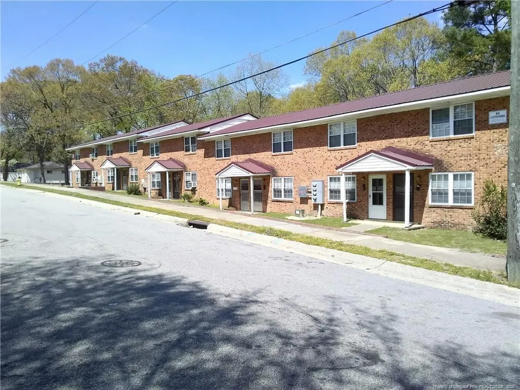 1704-A Newark Avenue Fayetteville NC 28301