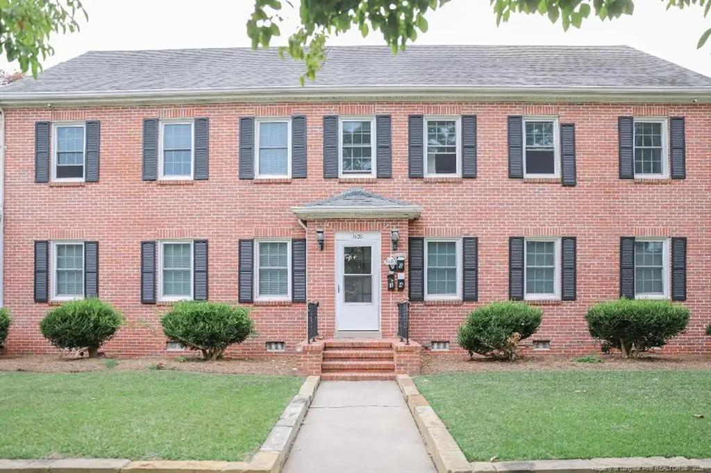 1109 N Chestnut Street N Lumberton NC 28358