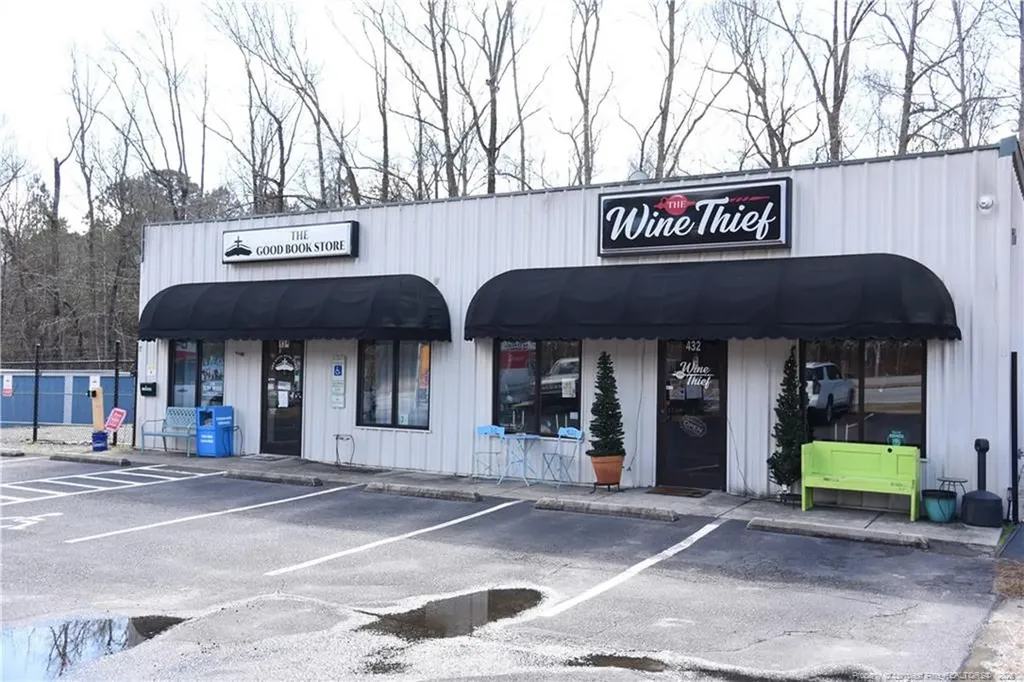 432 E Cornelius Harnett Boulevard E Lillington NC 27546