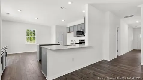 700 Lazy Elm Lane Aberdeen NC 28315