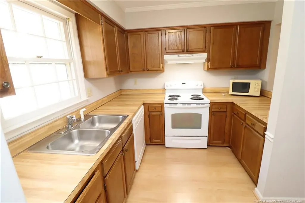 7424 Penny Hill Lane Raleigh NC 27615