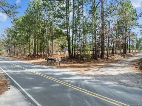 690 Poole Road Raeford NC 28376