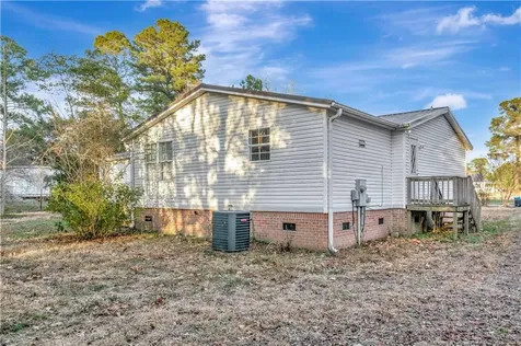 211 Lewis Street Bladenboro NC 28320