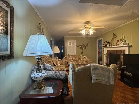 408 Old Farm Road Raeford NC 28376