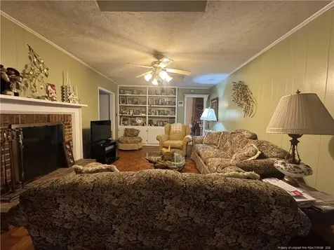 408 Old Farm Road Raeford NC 28376