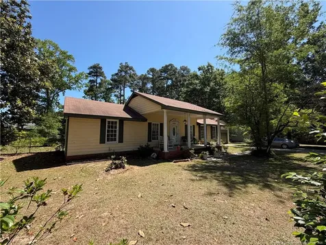 408 Old Farm Road Raeford NC 28376