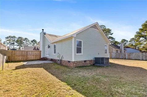 5008 Shimmer Drive Fayetteville NC 28304
