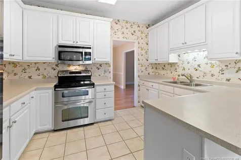 8017 Trout Creek Road Fayetteville NC 28304