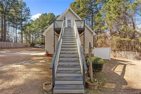 144 W Lake Ridge Road Raeford NC 28376