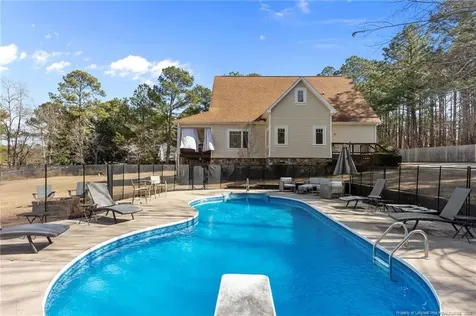 144 W Lake Ridge Road Raeford NC 28376