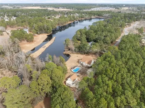 144 W Lake Ridge Road Raeford NC 28376