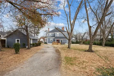 1209 N Elm Street Lumberton NC 28358