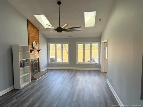 186 Cranes Cove Vass NC 28394
