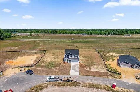 80 Coachman Lane Autryville NC 28318