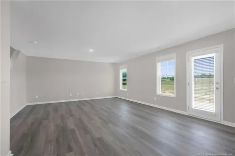 80 Coachman Lane Autryville NC 28318