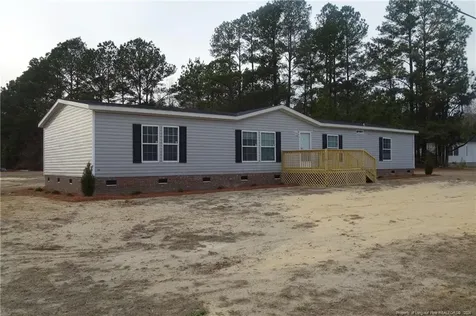 1438 Twisted Hickory Road Elizabethtown NC 28337