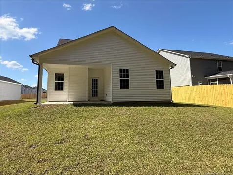 228 Ironbark Drive Raeford NC 28376