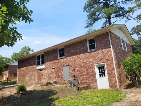 182 Summer Hill Road Fayetteville NC 28303