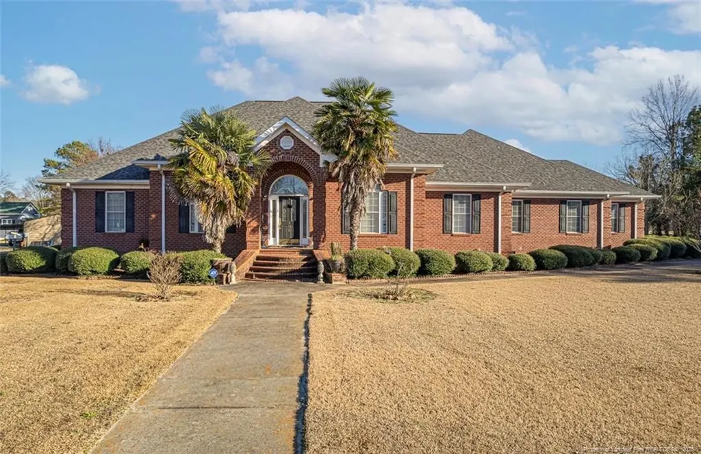 405 S Bond Street Rowland NC 28383
