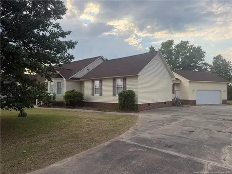 47 Hidden Cove Lane Clinton NC 28328