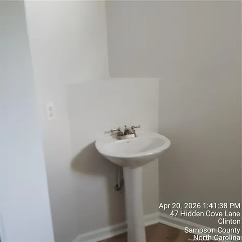 47 Hidden Cove Lane Clinton NC 28328