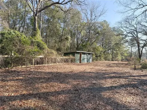 912 Main Street N Raeford NC 28376