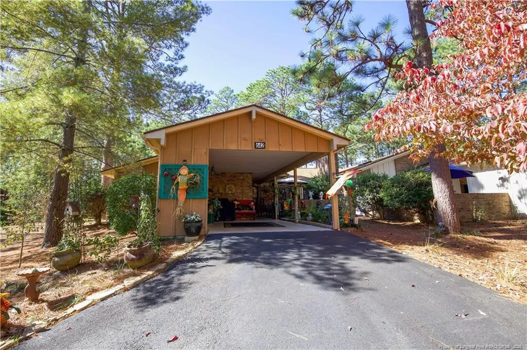 642 Redwood Drive Southern Pines NC 28387
