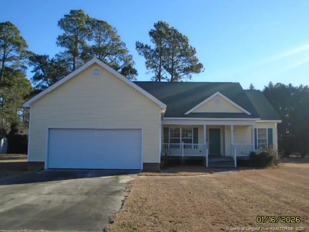 205 Kelly Drive Laurinburg NC 28352