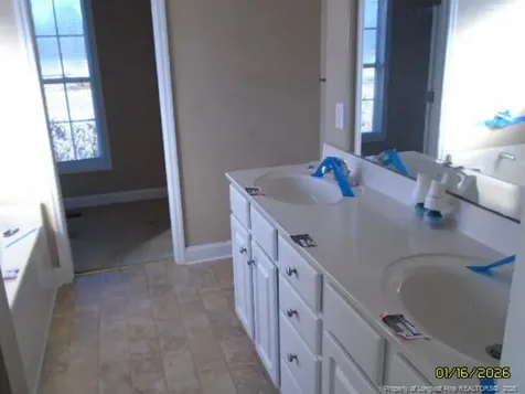 205 Kelly Drive Laurinburg NC 28352