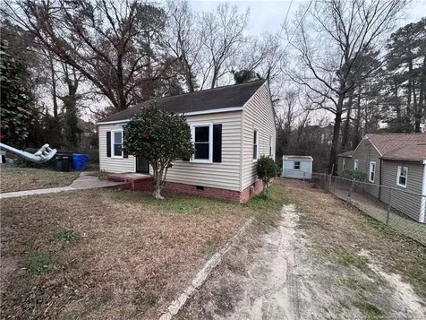 1529 Lacy Street Fayetteville NC 28305