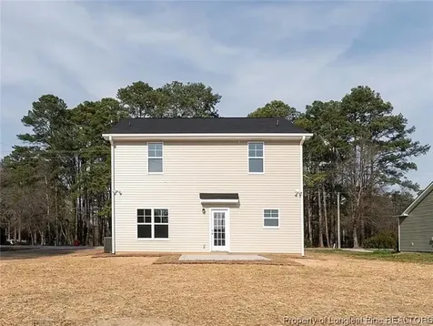 507 N Jackson Street Raeford NC 28376
