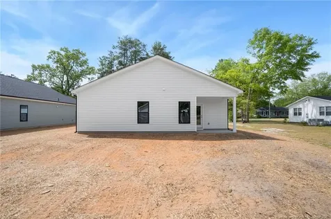 4043 Church Street Wade NC 28395