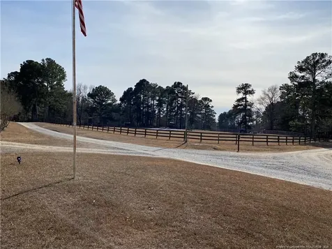 Breezeway Lane Carthage NC 28327