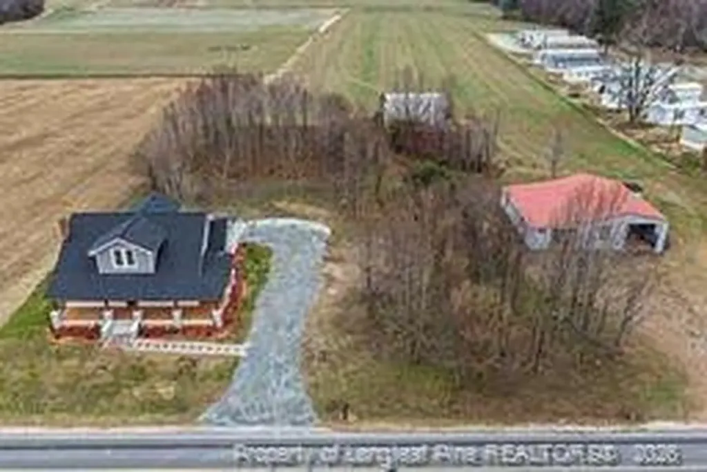 1222 Brinkley Road Dunn NC 28334