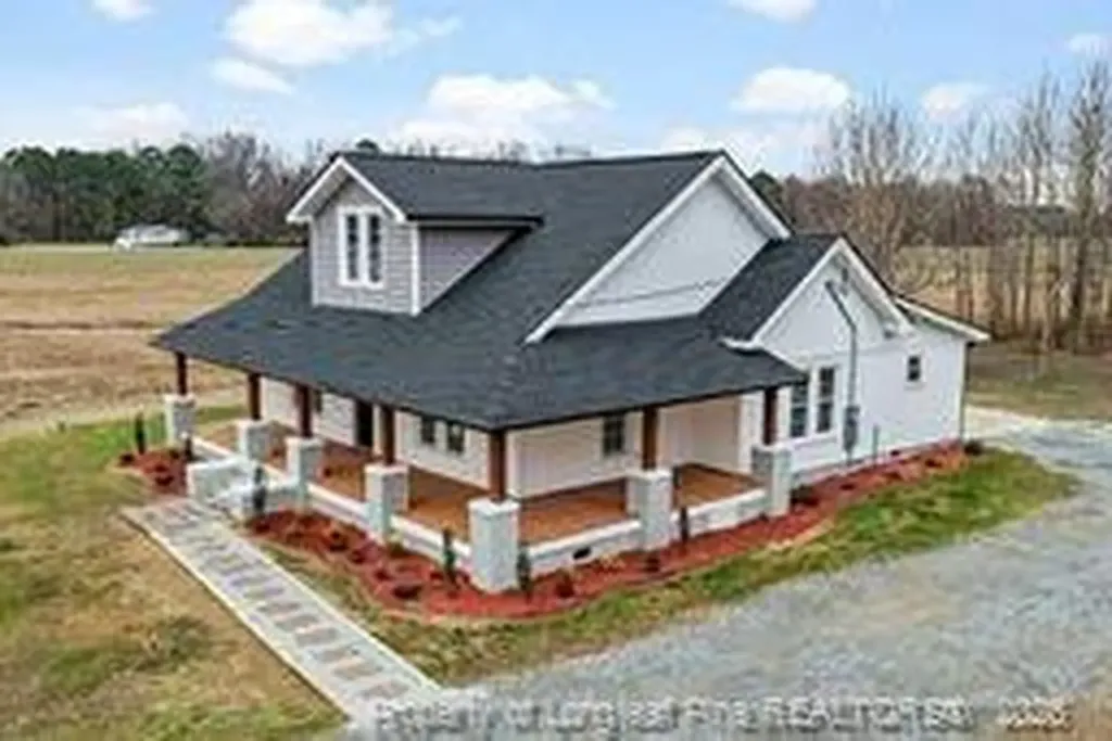 1222 Brinkley Road Dunn NC 28334
