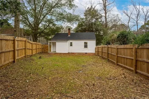 512 Ijams Street Fayetteville NC 28301