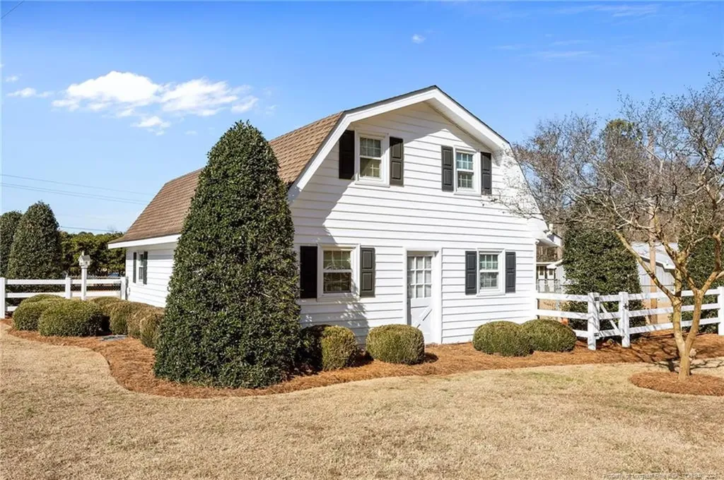 4943 Us 301 Dunn NC 28334