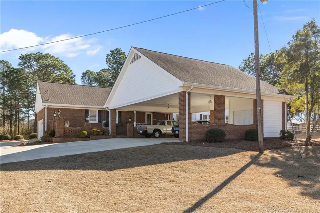 4943 Us 301 Dunn NC 28334