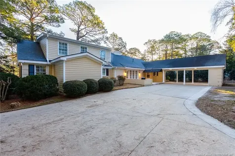 1134 Offshore Drive Fayetteville NC 28305