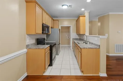 1329 Kershaw Loop Fayetteville NC 28314